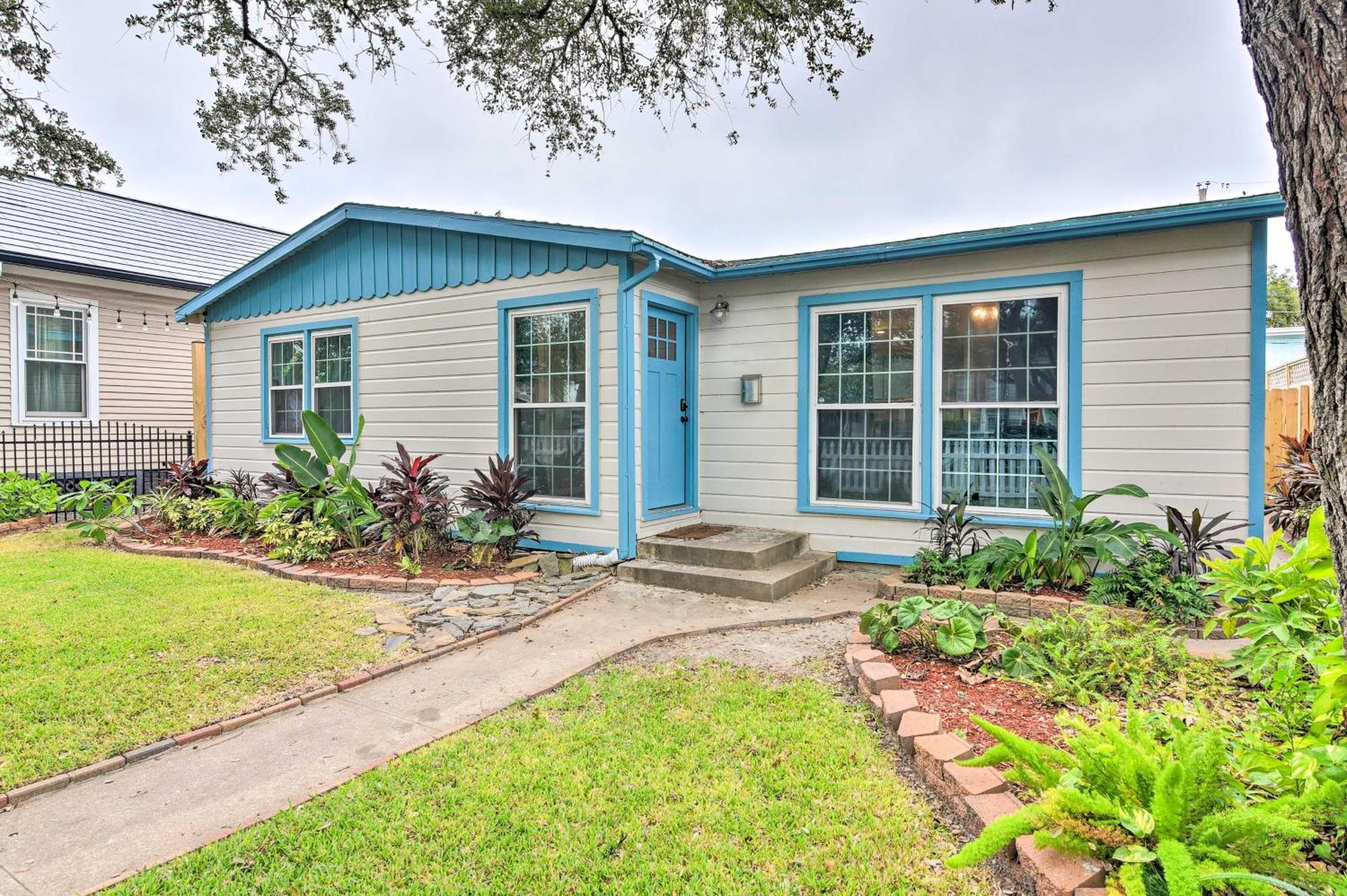 Casa vacanze Group Getaway With Private Yard And Fire Pit *